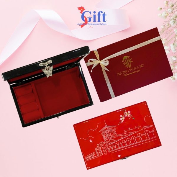 Hộp trang sức sơn mài