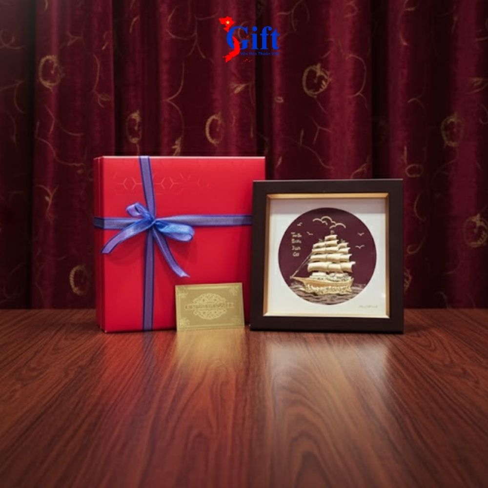 Tranh Đồng Thuận Buồm Dát Vàng 24K (4) Tranh Đồng Thuận Buồm Dát Vàng 24K