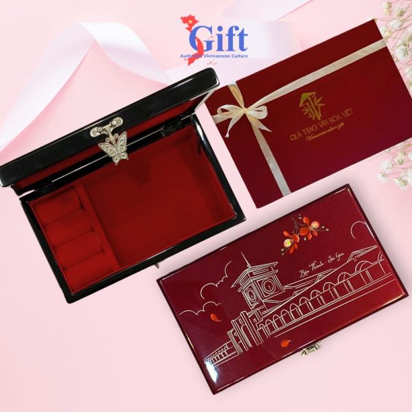 Hop trang suc son mai