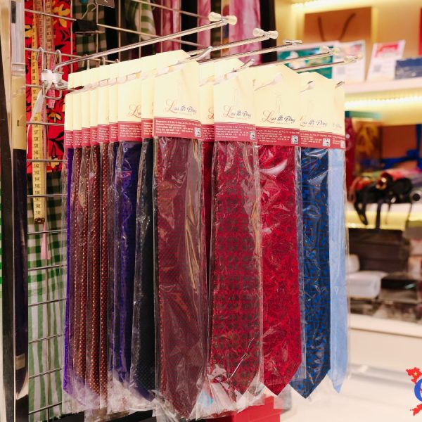 Showroom lụa tại SGift