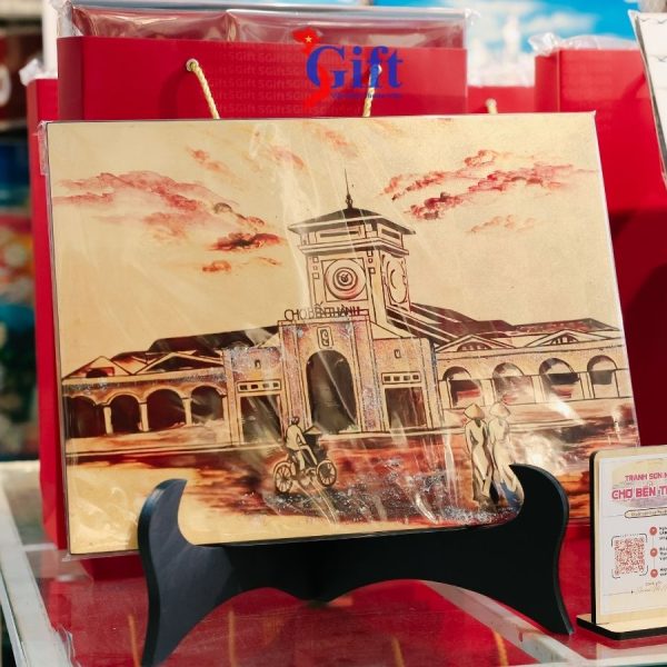 Tranh sơn mài chợ bến thành