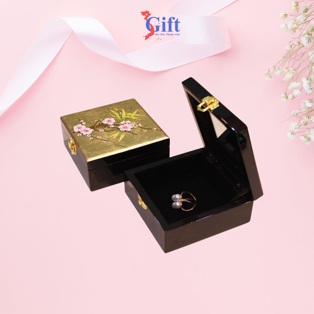 Hộp trang sức sơn mài
