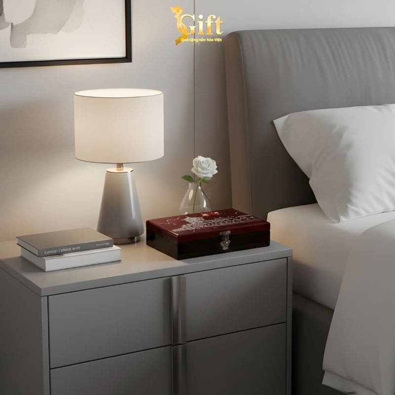 Combo Hộp Trang Sức Sơn Mài và Tượng Cô Gái Áo Dài