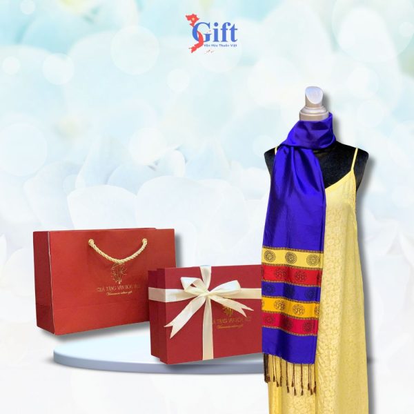 Khăn Lụa trống đồng Văn Miếu Quốc Tử Giám SGMNV-KLLS36180-17