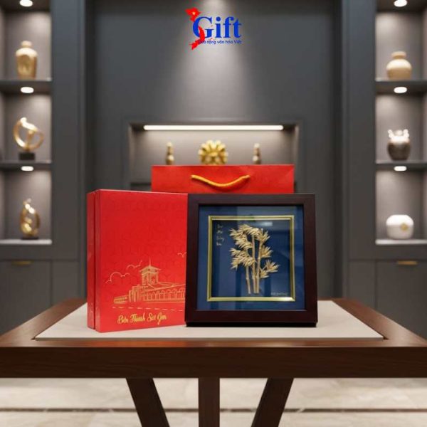 Tranh Đồng Tre Trúc Dát Vàng 24K Nền Xanh Cao Cấp SGMNVHD04.9 - Tinh Hoa Nghệ Thuật Làng Đồng Đại Bái