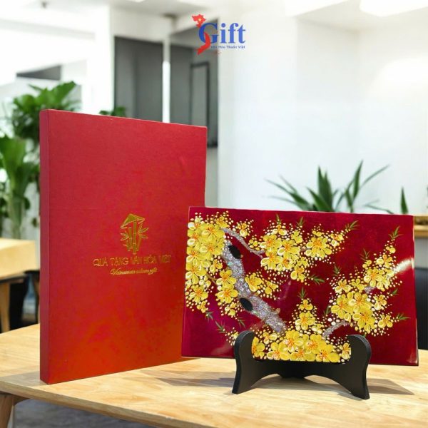 Tranh Sơn Mài Hoa Mai Nền Đỏ SGTSM234 – Biểu Tượng Đậm Chất Việt