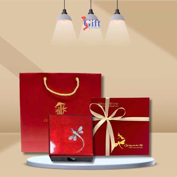 Lót Ly Sơn Mài Cẩn Trứng Chuồn Chuồn Vuông Nền Đỏ SGDLL10-4