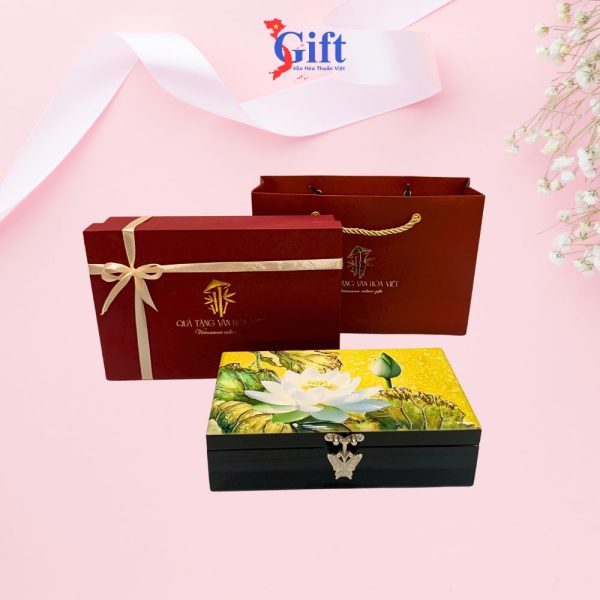 Combo Hộp đựng trang sức SM sen trắng nền vàng + hộp ép kim SGCBHTSHD04-5