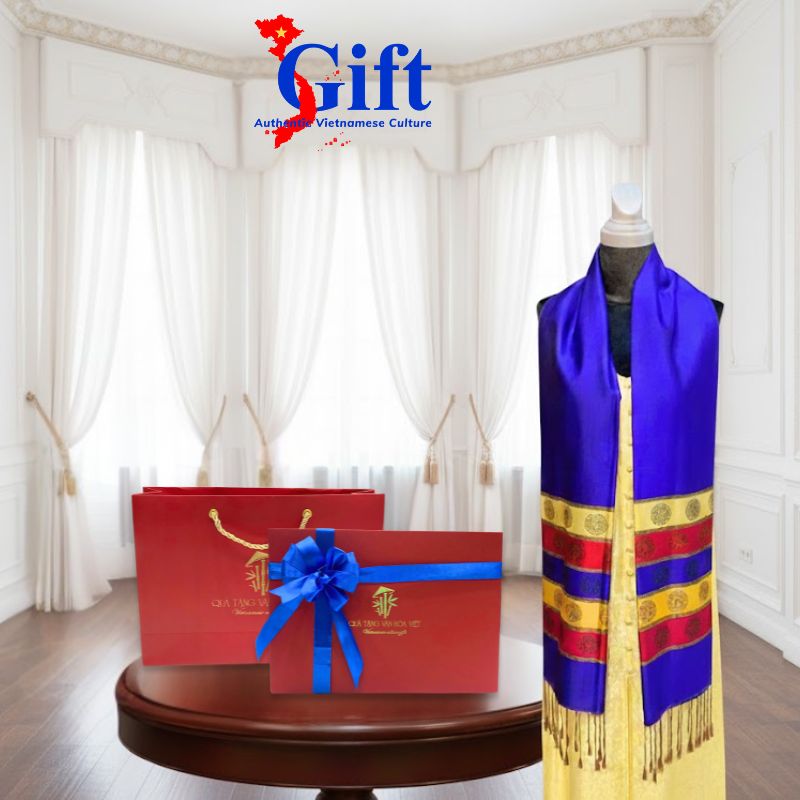 Bronze Drum Silk Scarf of Temple of Literature SGMNV-KLLS36180-17 Bronze Drum Silk Scarf of Temple of Literature SGMNV-KLLS36180-17