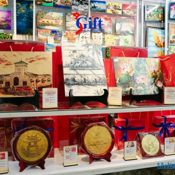 Showroom Tranh đĩa đồng Khuê Văn Các