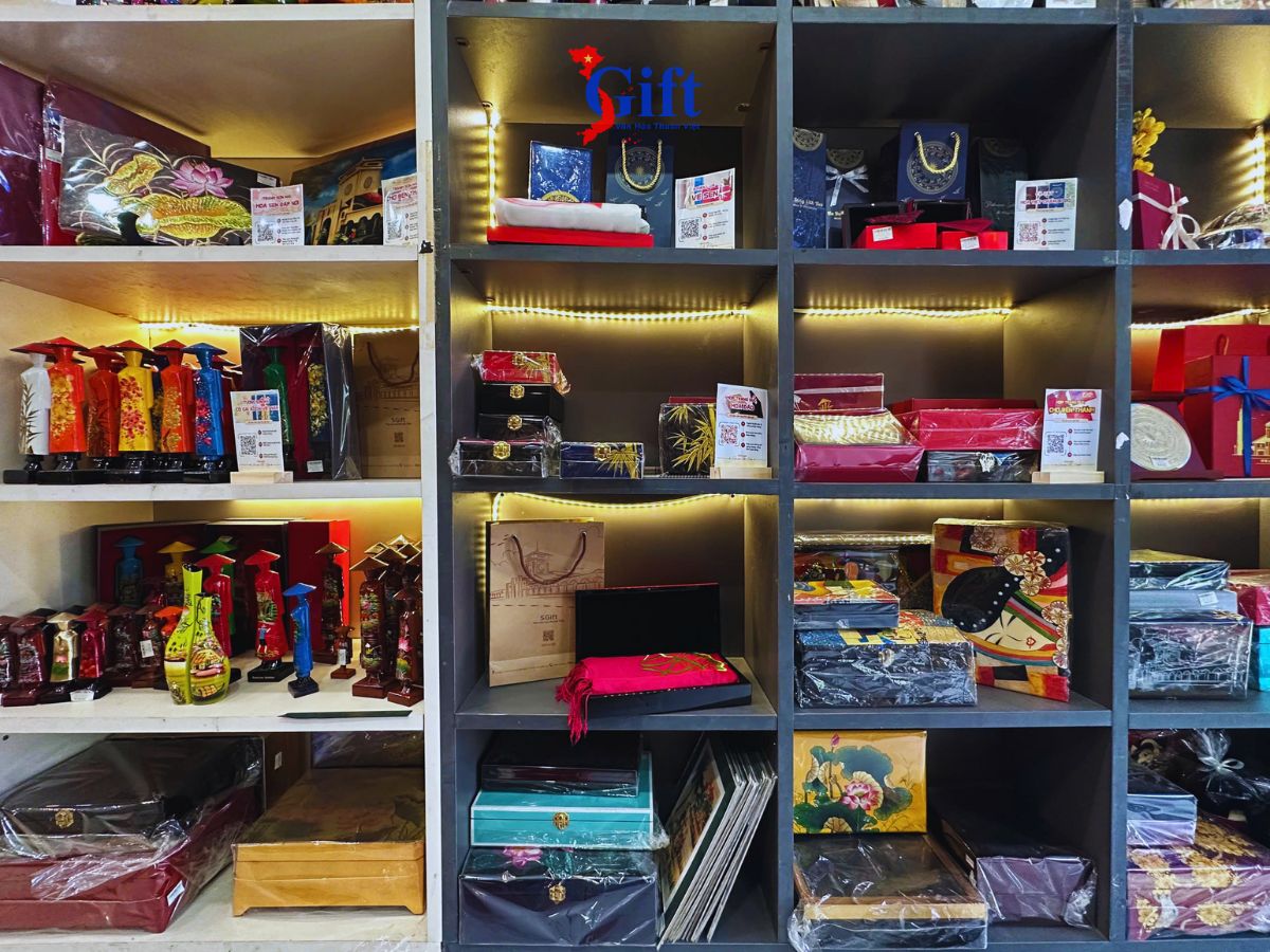 Showroom Sgift - Quà tặng