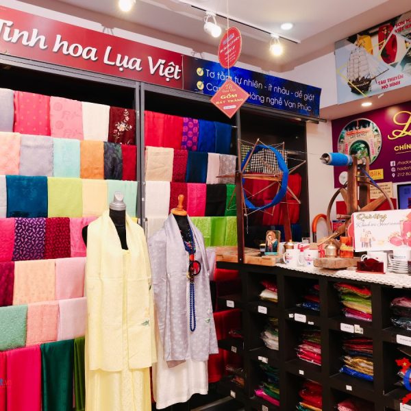 Showroom lụa SGift