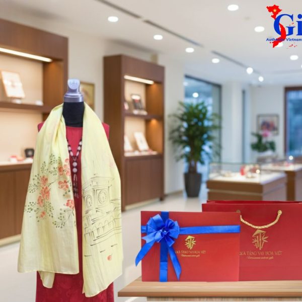 Khăn Lụa Tơ Tằm Cao Cấp Vẽ Chợ Bến Thành SG01.2