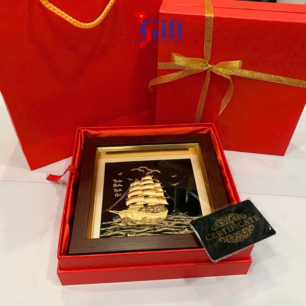 Tranh Đồng Thuận Buồm Dát Vàng 24K (3) Tranh Đồng Thuận Buồm Dát Vàng 24K