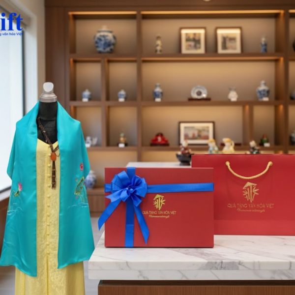 Khăn Lụa Thêu Sen Xanh Ngọc SGMNV-LNL45180/9 Cao Cấp | Tinh Hoa Lụa Hà Đông Dịu Dàng