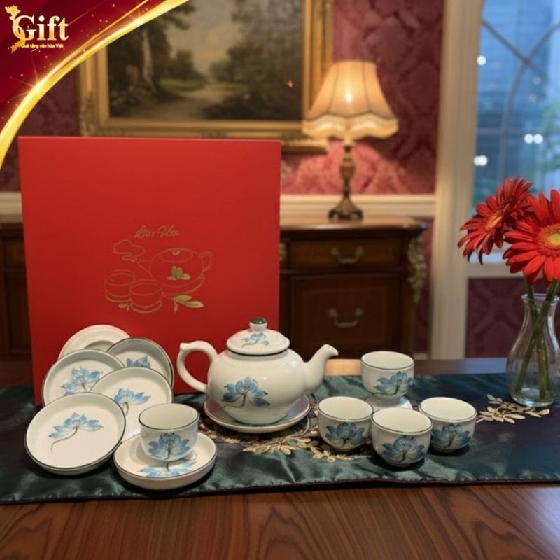 Bình trà Bát Tràng men kem vẽ sen xanh, quà tặng sang trọng cao cấp SG06.2 Bình trà Bát Tràng men kem vẽ sen xanh, quà tặng sang trọng cao cấp SG06.2