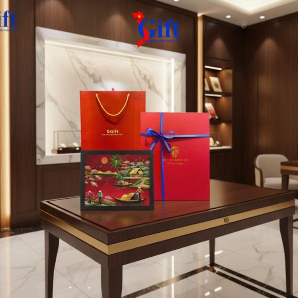 Bộ Tranh Sơn Mài Đồng Quê Nền Đỏ SGTSM3040/Khung: Sang Trọng và Đậm Chất Việt