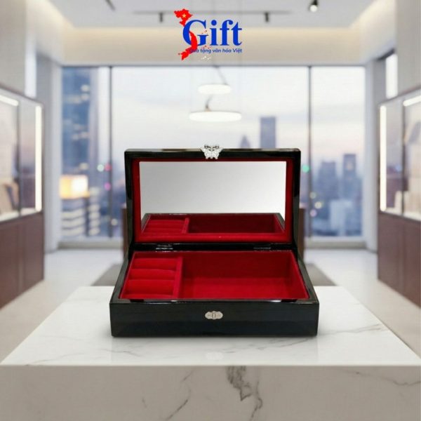 Bên trong hộp đựng trang sức sơn mài cô gái ngăn phân chia quà tặng văn hóa