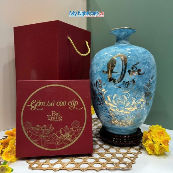 Bình thu tài hút lộc dáng cao vân đá xanh chữ Đức