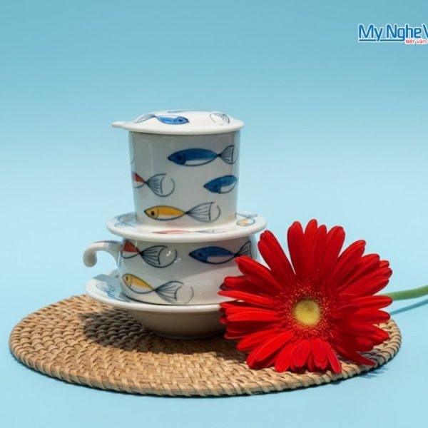 Phin cà phê thấp vẽ cá đàn màu CFVH004.2