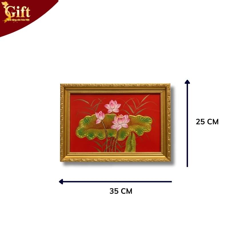 Tranh sơn mài hoa sen nền đỏ có khung