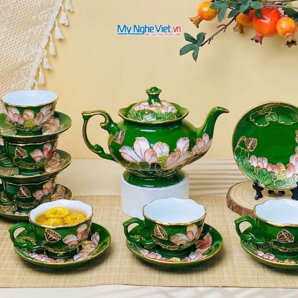 Bộ Bình Trà Queen Xanh Ngọc Vẽ Vàng Kim Họa Tiết Hoa Đắp Nổi - Quà Tặng Cao Cấp