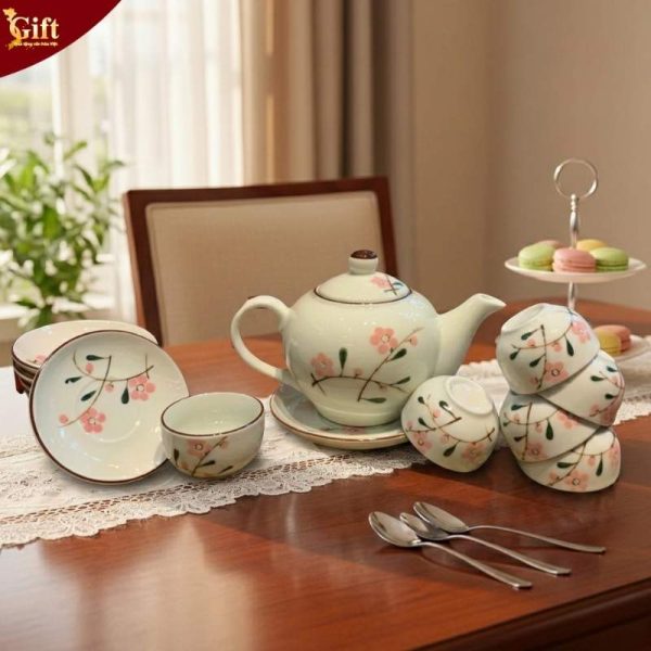 Bộ bình trà dáng quả đào vẽ đào hồng