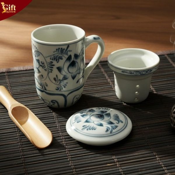 Cốc pha trà gốm sứ Bát Tràng vẽ sen xanh