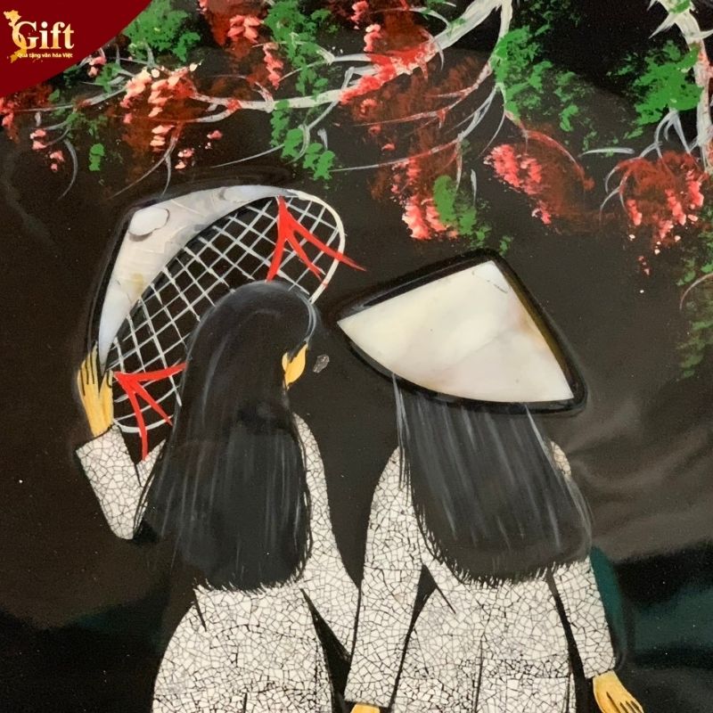 tranh-dia-son-mai-co-gai-ao-dai-can-trung (6) Tranh đĩa Cô Gái cẩn trứng chìm cao cấp