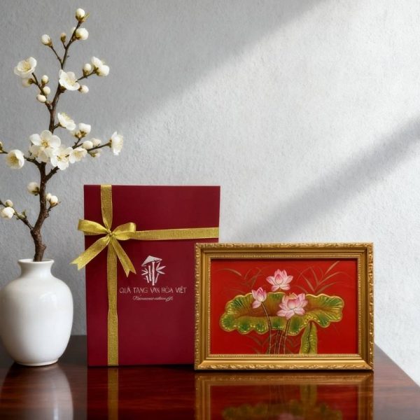 Tranh Sơn Mài Hoa Sen In Logo – Giải Pháp Quà Tặng Sự Kiện Sang Trọng/SGTSM23/1-1/khung