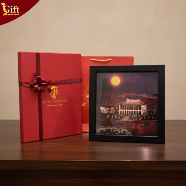 Tranh Sơn Mài Bến Nhà Rồng