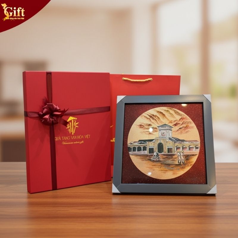 tranh-son-mai-cho-ben-thanh (1) Tranh Sơn Mài Chợ Bến Thành