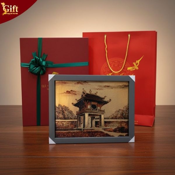 Tranh Sơn Mài Dát Bạc Vẽ Văn Miếu Quốc Tử Giám